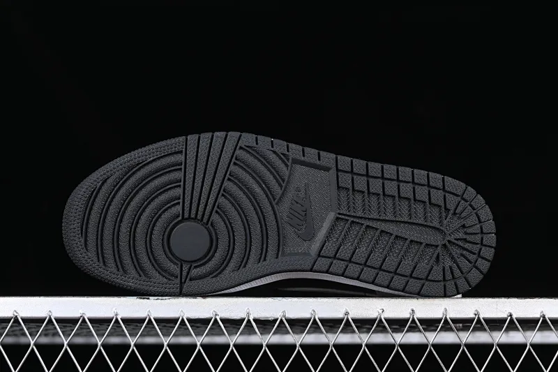 All categories Air Jordan Jordan series basketball shoes Air Jordan 1 Low Z version Air Jordan 1 Low OG "Shadow" AJ1 Joe 1 shadow gray low-top basketball shoes 705329-003